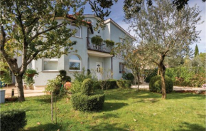 Amazing Apartment In Fazana With Wifi